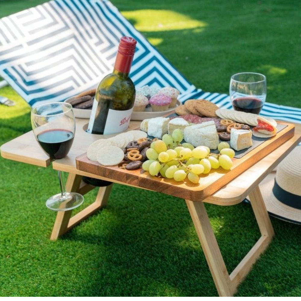 The Weekender - Foldable Picnic Table